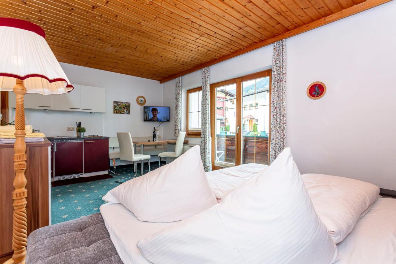Appartements Dreimaederlhaus Maria Alm am Steinernen Meer Eksteriør bilde
